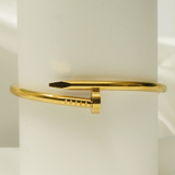 GOLD LUXE NAIL CUFF