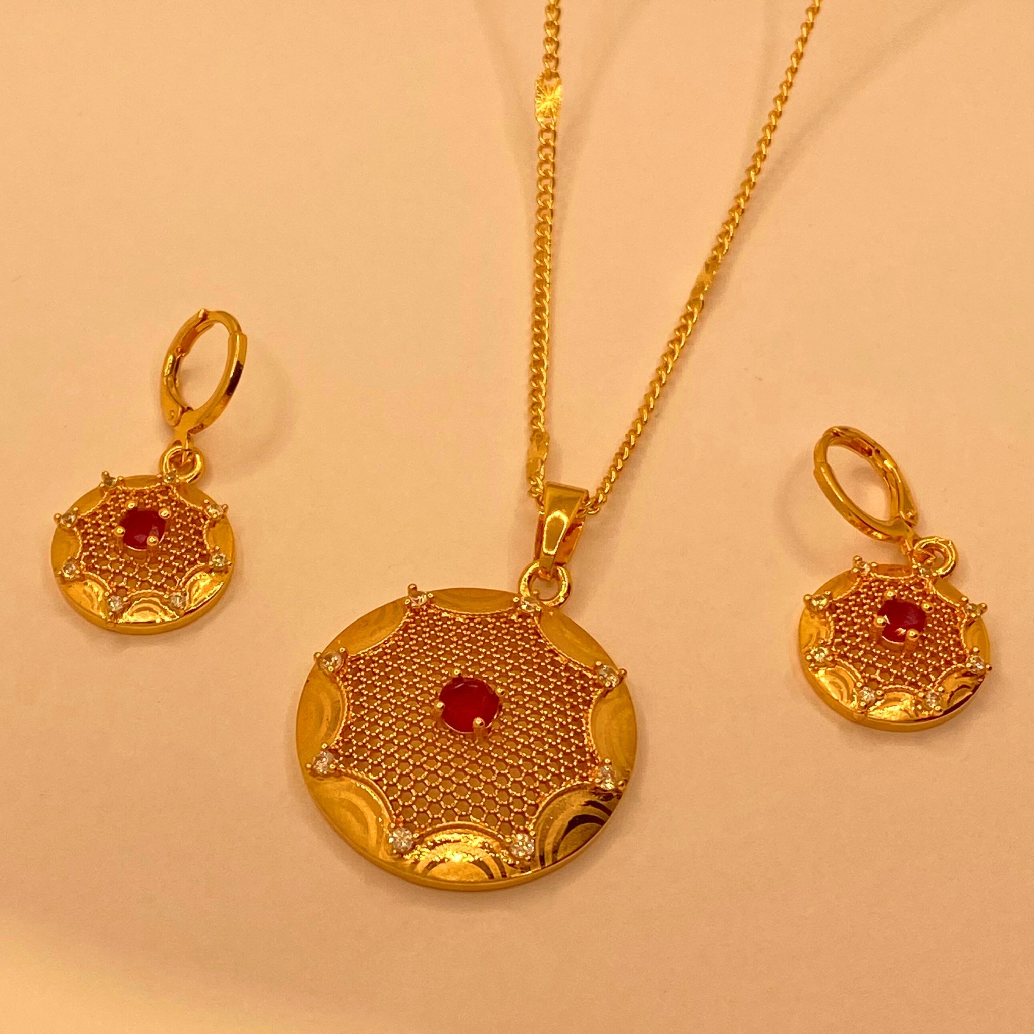 Simple Elegant Golden Gold Plated Necklace Set For Women/Girls