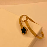Unique Gold stainless steel Flora Design Hand Cuff For Women/Girls