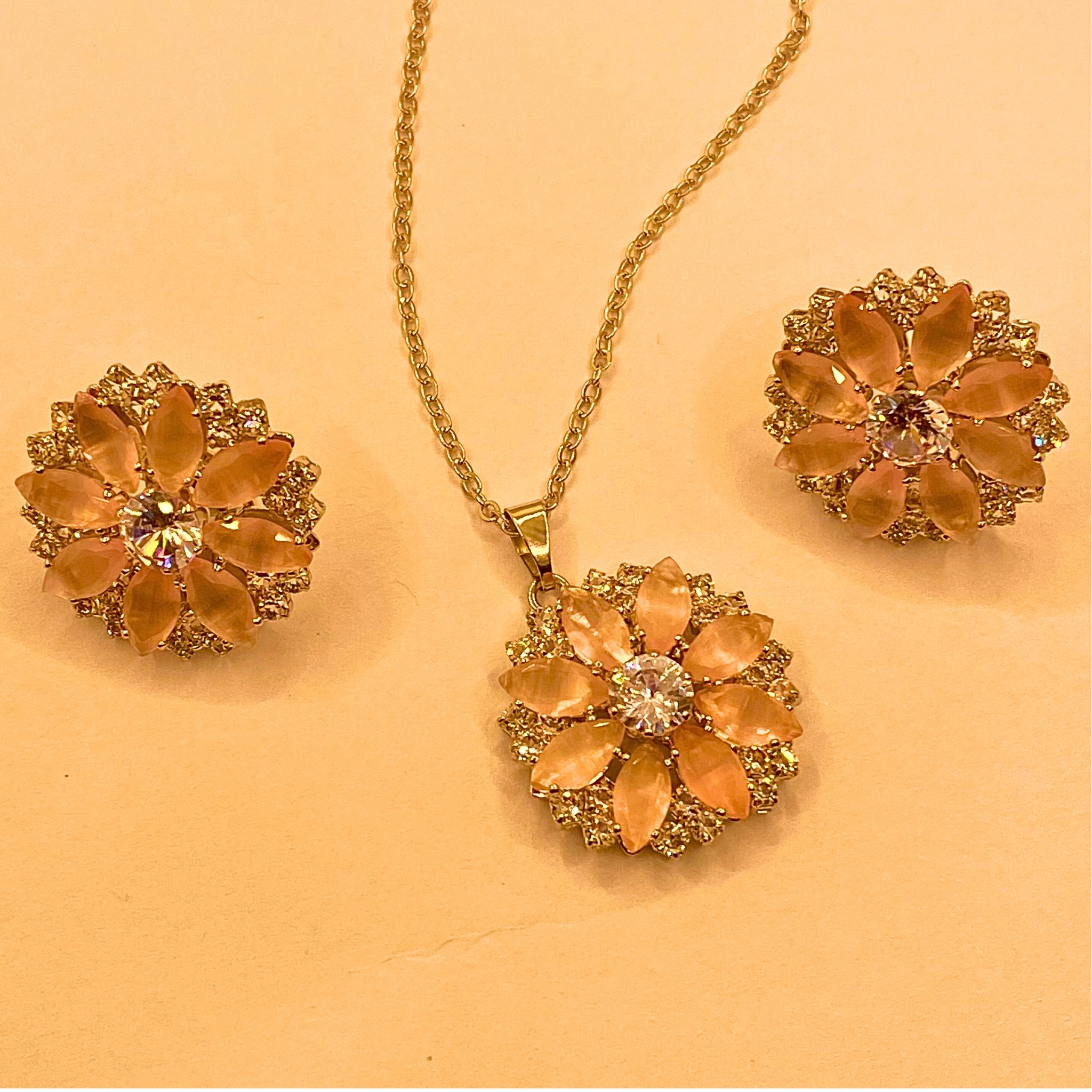 Luxury Rose Glow Zarcon Design Necklace Set for woman/girls